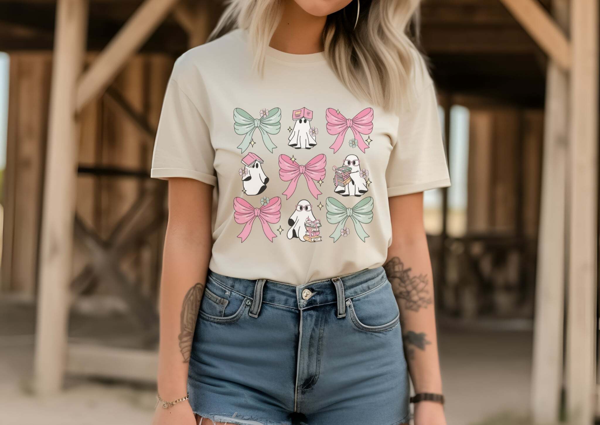 Ghostly Readers & Bows T-shirt